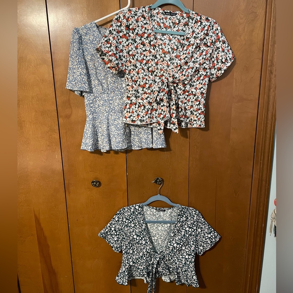 BUNDLE cropped tie front shirts